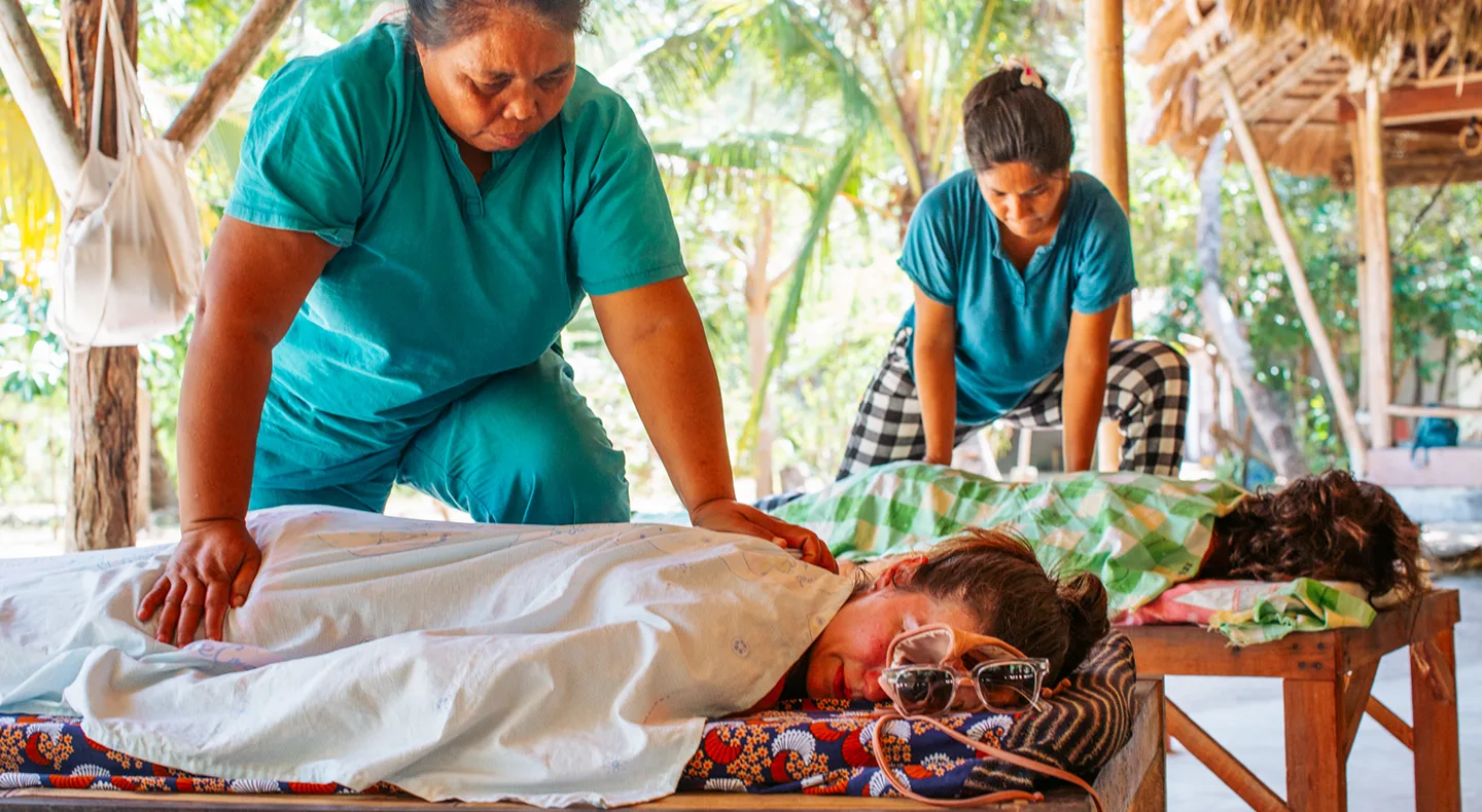 Experience the healing touch of Tao’s island massage, offered by women from our Foundation, using coconut oil pressed at our farm. Simple, soulful and scented with sea air (and coconut, of course).